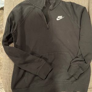Nike Women’s Pull Over